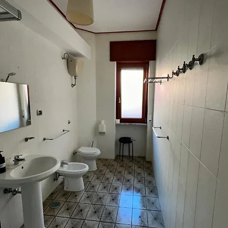 Sanctuary 3* Pompéi