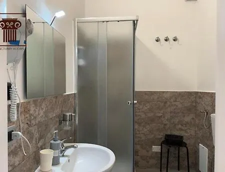 Couette-café Sanctuary 3*