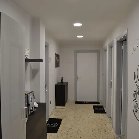 Sanctuary 3* Pompéi