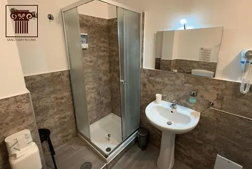 Bed & Breakfast Sanctuary